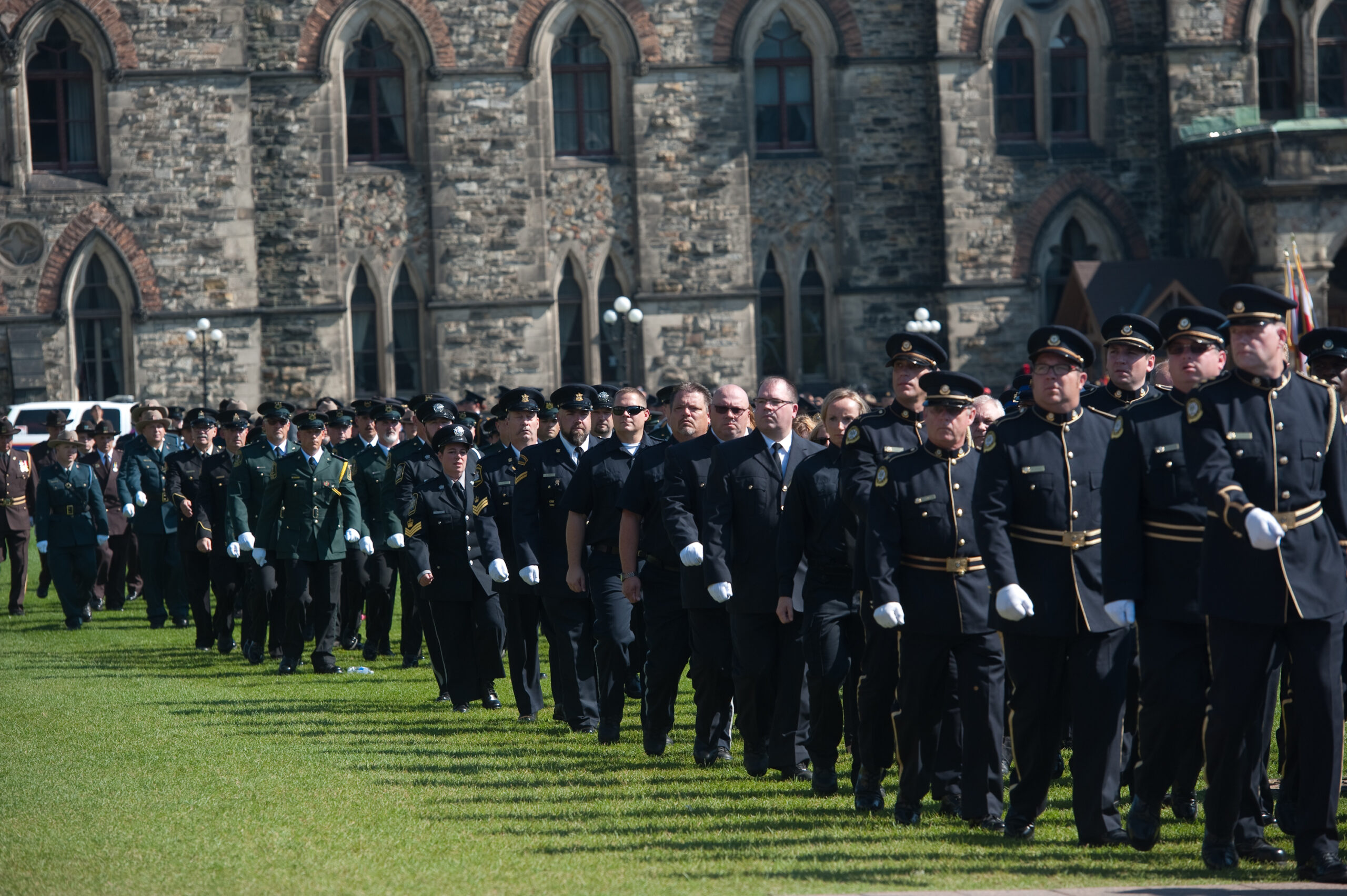 Police and Peace Officers marching in Ottawa in 2017